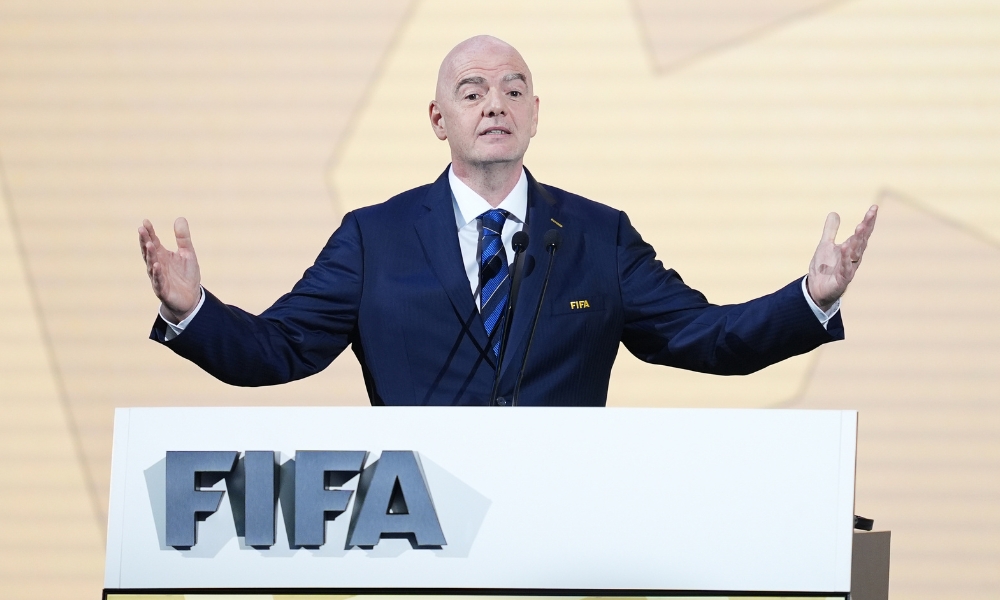 发生身体接 发生身体接